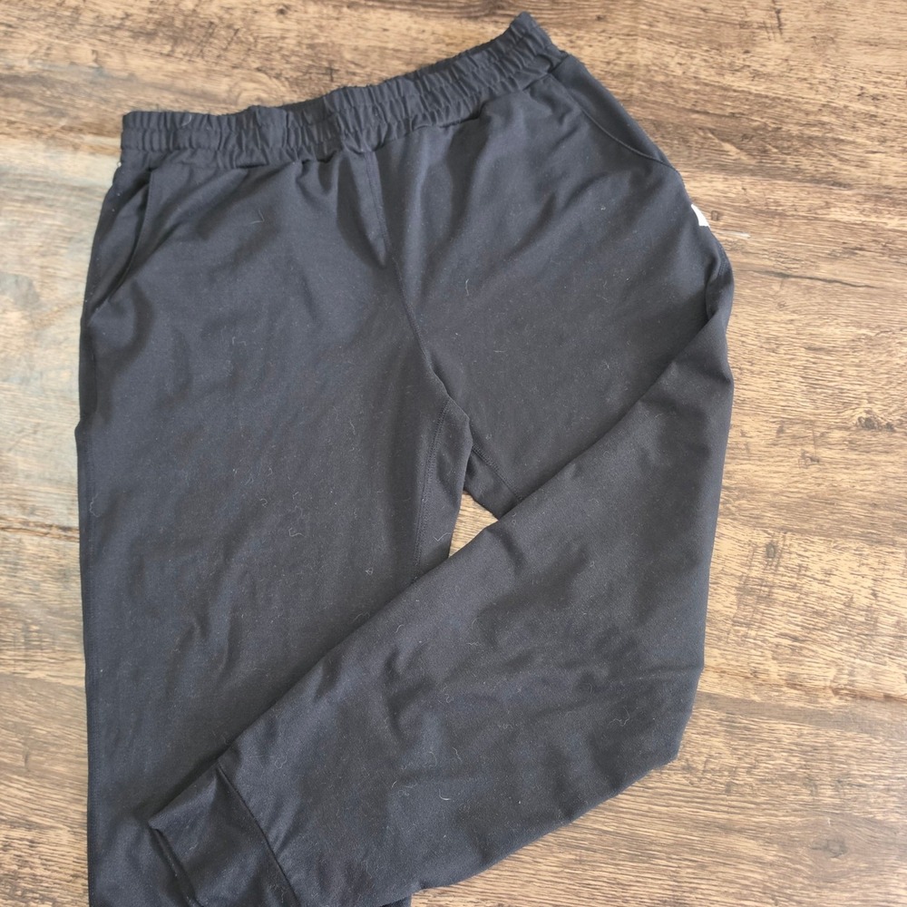 VUORI Performance Joggers Womens S Black Smocked‎ Waist Athletic Yoga Pants